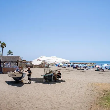 Appartement Holidays & Estudio El Palo 8b, 400 M Playa *